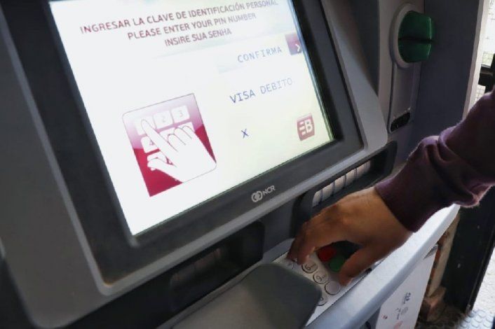 Río Negro: el gobierno confirmó que  pagará el aguinaldo en dos cuotas