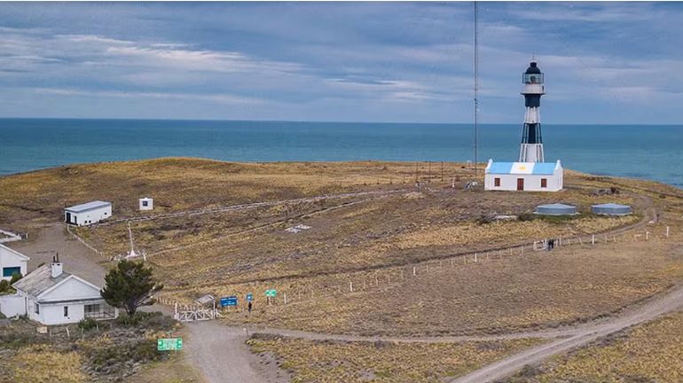 El faro de Cabo Vírgenes, de principios del siglo XX. El faro de Cabo Vírgenes, de principios del siglo XX.