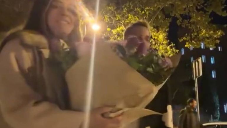 Inesperado: disfrutaban un paseo romántico en España hasta que apareció Messi y dejó a todos boquiabiertos