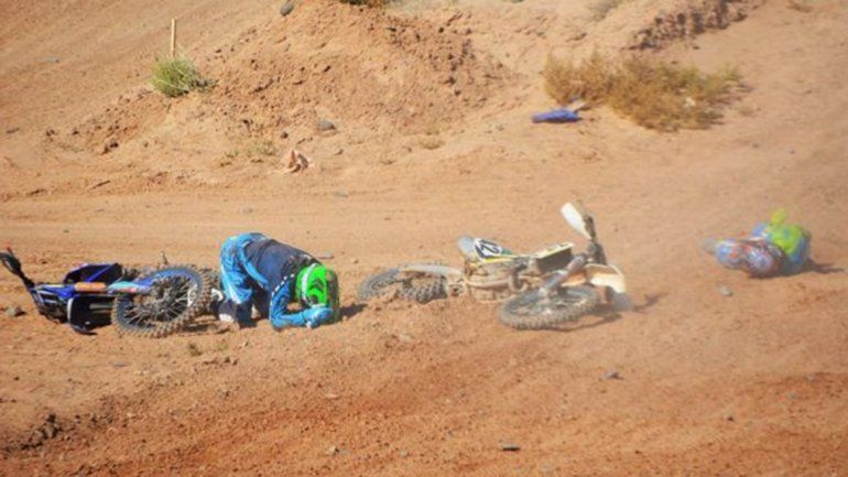 Un piloto de motocross está grave tras caerse en una carrera en las bardas