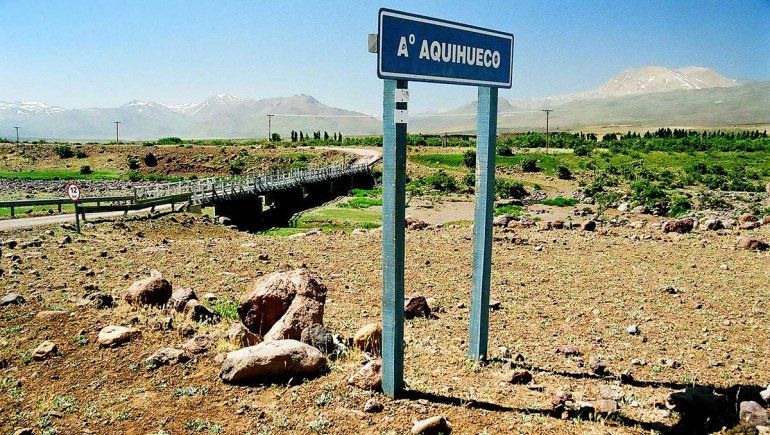 Asesinó a golpes a su pareja y luego se ahorcó de un puente 