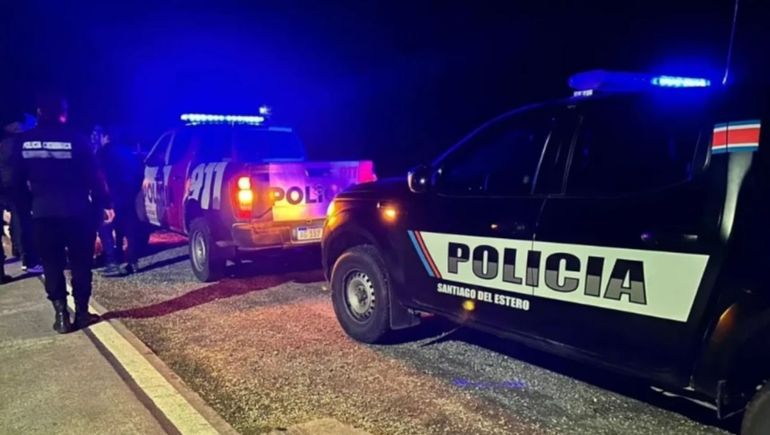 La policía acordonó el área donde fue hallado el cuerpo del bebé.