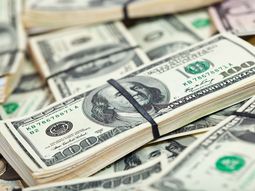 Estiman que la unificación del tipo de cambio llevará una o dos semanas. Estiman que la unificación del tipo de cambio llevará una o dos semanas.