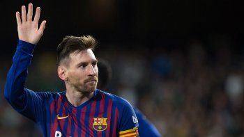Lionel-Messi-reconocido-por-el-público-del-Betis.jpg
