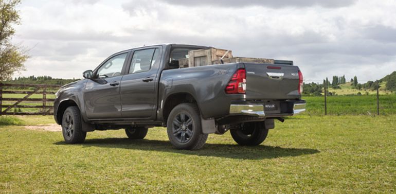 La Toyoya Hilux es una de las pick-up más confiables del mercado. La Toyoya Hilux es una de las pick-up más confiables del mercado.
