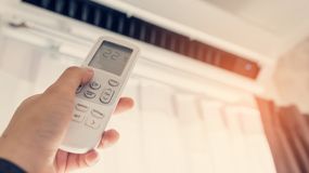 La falta de limpieza en el aire acondicionado favorece hongos, malos olores y goteos internos. | LM Neuquen La falta de limpieza en el aire acondicionado favorece hongos, malos olores y goteos internos.