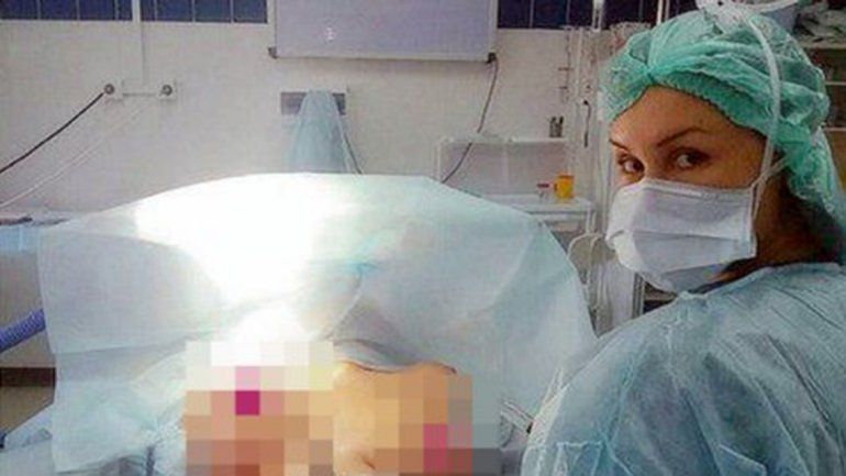 Una cirujana plástica, acusada por sus pacientes