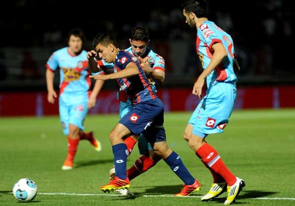 En 2013 Arsenal goleó 3 a 0 a san Lorenzo y se quedó con el certamen. En 2013 Arsenal goleó 3 a 0 a san Lorenzo y se quedó con el certamen.