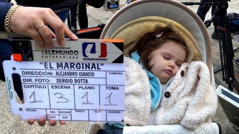 Furor en TikTok por Laia Catalina, la bebé estrella de El Marginal 4