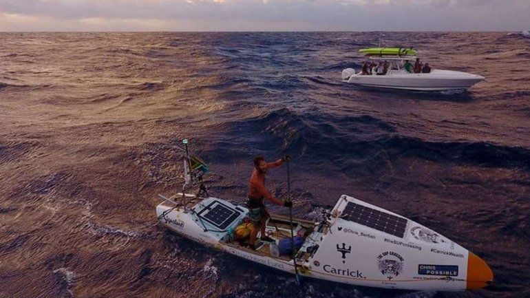 El sudafricano de 42 años batió un récord y lo hizo con fines benéficos.