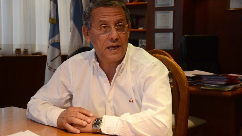 El intendente le apuntó al MPN y dijo que este está acostumbrado a que la fiesta la pague el Estado.