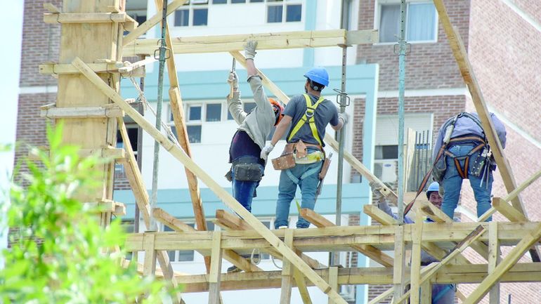 Advierten que la salidad de la crisis no está garantizada todavía.