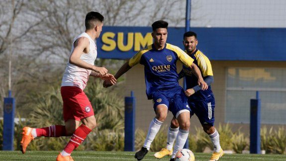 Boca se probó ante el Bicho y miró de reojo a Batallini