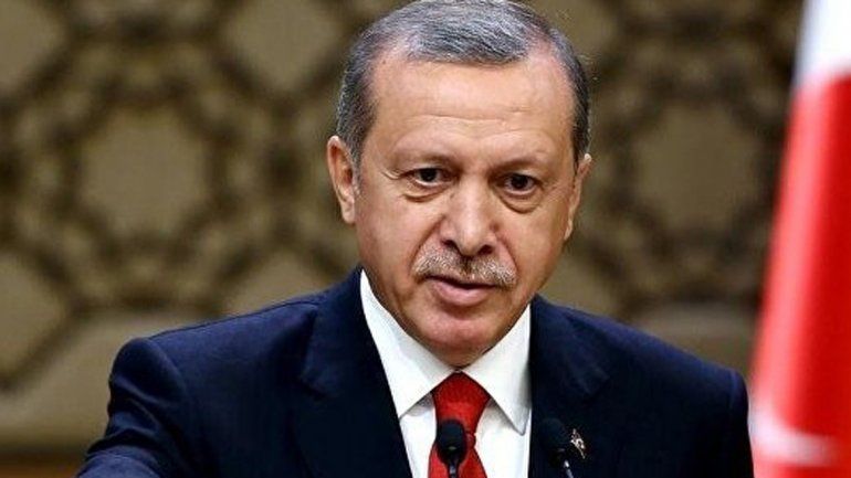 Holanda no dejó aterrizar el avión del canciller turco y ahí se armó.