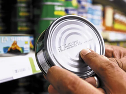 Un supermercado de Neuquén fue multado por exhibir productos vencidos. Un supermercado de Neuquén fue multado por exhibir productos vencidos.