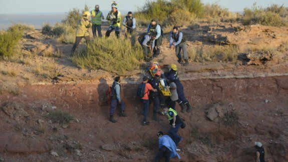 Plottier: rescataron a un nene que cayó por la barda 