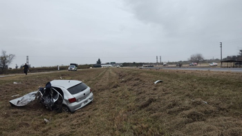 El fuerte choque dejó tres muertos y otros tres heridos. El fuerte choque dejó tres muertos y otros tres heridos.