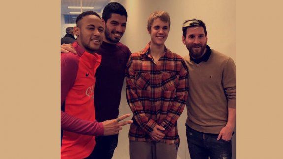 Choque de planetas: Messi y Justin juntos en Barcelona