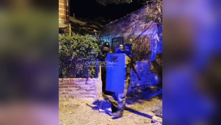 Narcotráfico: incautaron $220 mil pesos entre cocaína, marihuana y efectivo