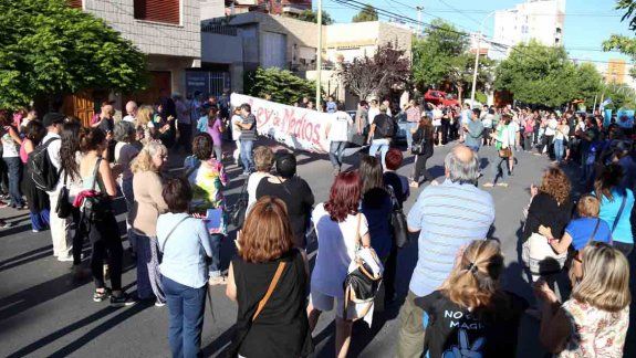 En Neuquén se marchó en defensa de la Ley de Medios.