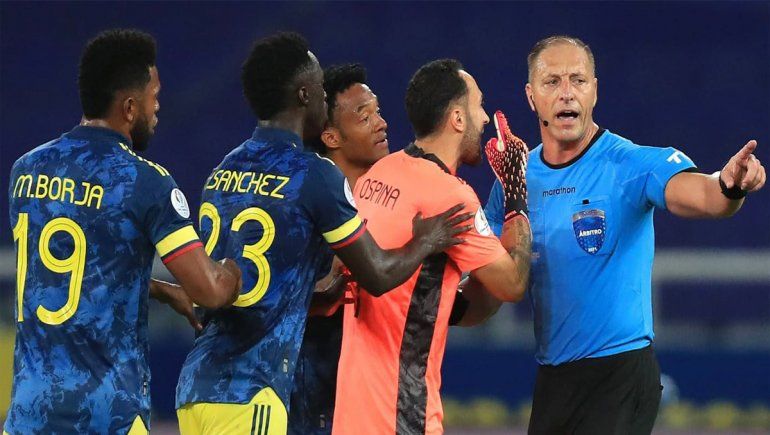 Pitana: ¿Qué pasó en el polémico gol de Brasil?