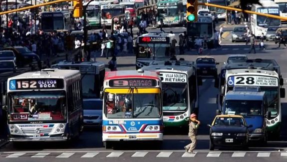 Nación anunció que a partir de septiembre recortará con los subsidios al transporte en CABA