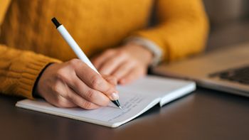 La RAE aplicó más cambios al lenguaje La RAE aplicó más cambios al lenguaje