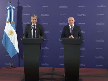 el gobierno envio al congreso el proyecto dolares del colchon: el anuncio oficial