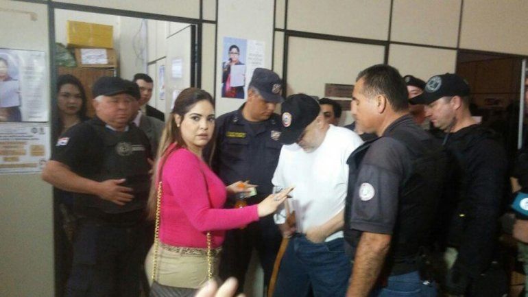 El abogado salió sin pantalones de los tribunales de Ciudad del Este.