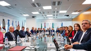 impuesto a los combustibles liquidos: neuquen con reclamo federal