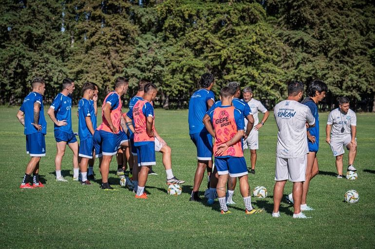 Un refuerzo importante que fue anunciado por Deportivo Rincón jugará en otro club