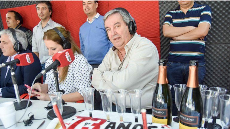 Un despertar atípico con visitas y el calor de la gente