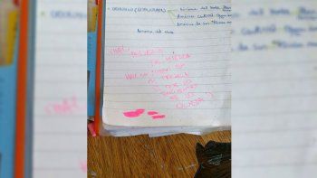 la nota, el arma y el aula: las imagenes tras el intento de suicidio de la adolescente de la plata