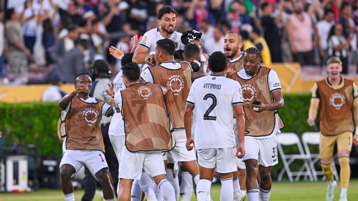 La historia del defensor argentino que la rompió en el Botafogo y le ganó al PSG