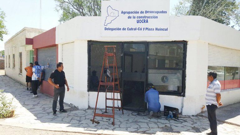 Robaron en una sede de la Uocra y se llevaron hasta las sillas