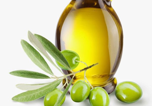 Frutos secos y aceite de oliva para combatir el alzheimer