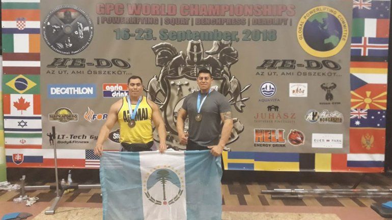 Dos neuquinos que  hacen historia a puro esfuerzo en el Mundial