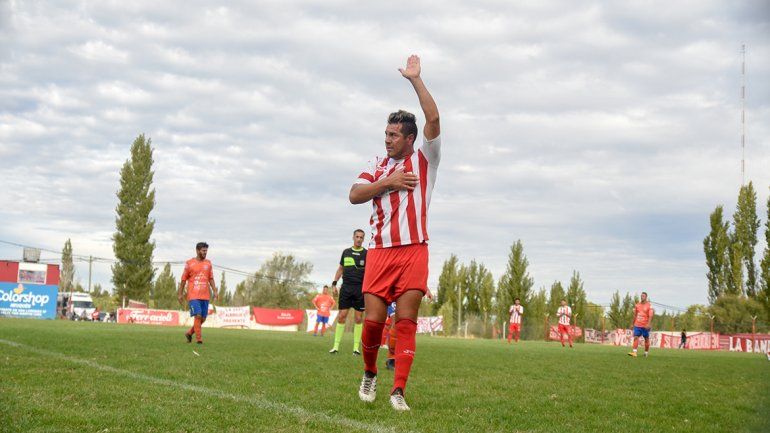 Adiós polémico: el Rojo la pifió y Roca ¿sigue vivo?