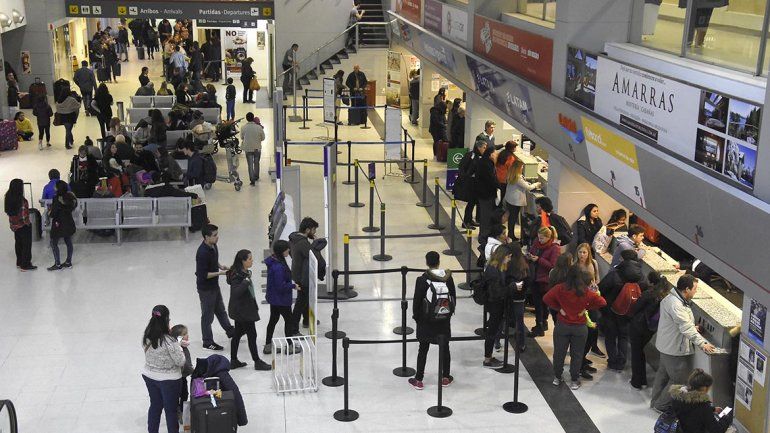 Más de 100 mil pasajeros pasaron por el aeropuerto en julio
