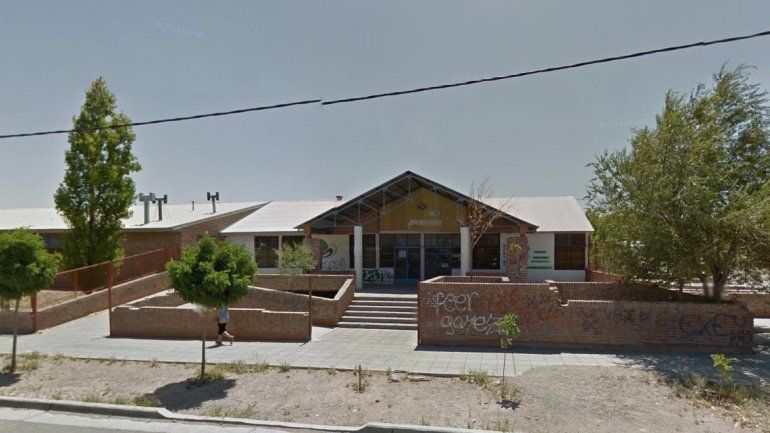 Una amenaza de bomba obligó a evacuar una EPET en barrio Progreso