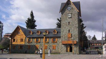 escandalo entre el municipio y la empresa telefonica escandalo entre el municipio y la empresa telefonica