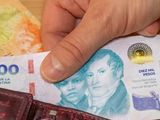 ¿Qué significa ordenar los billetes de mayor a menor?: esto reveló la psicología
