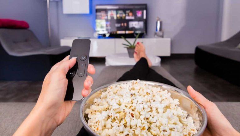 Películas y series recomendadas para levantar rápido el ánimo.