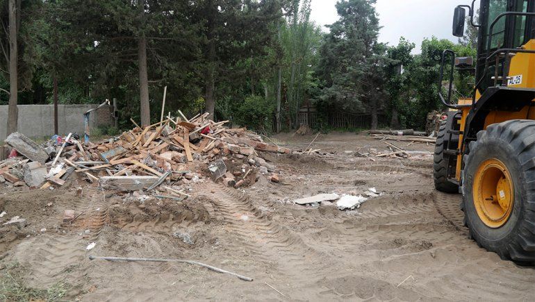 Cuatro acusados por quemar vivo y matar a un vecino en Centenario, al que le incendiaron la casa en un escrache.