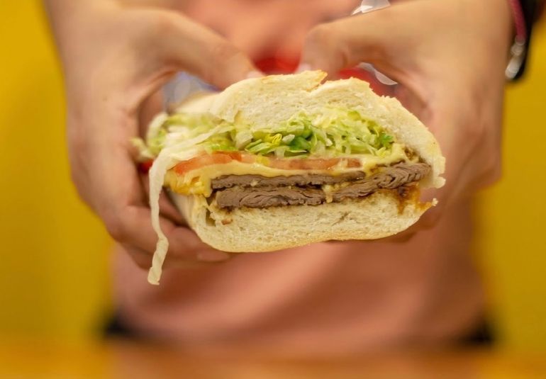 Sándwich de milanesa, un clásico irrepetible. Sándwich de milanesa, un clásico irrepetible.