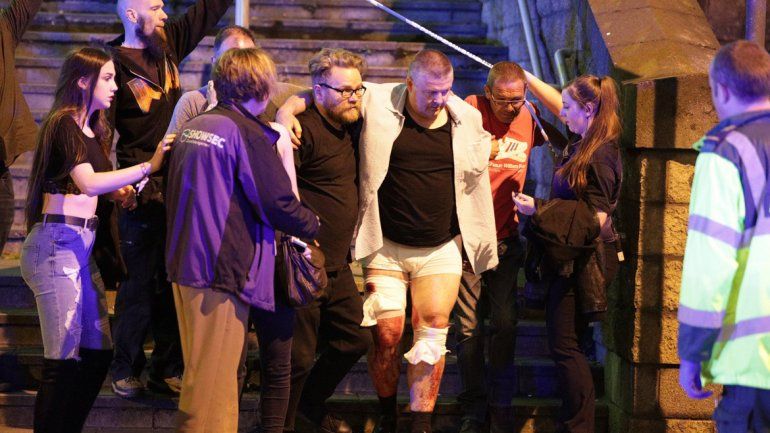 Terror. Las explosiones ocurrieron cuando el show estaba terminando. La Policía aplicó el protocolo antiterrorista.