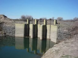 Impulso productivo: Gracias a las obras, Valle Azul sumará 3.000 nuevas hectáreas al circuito productivo. Impulso productivo: Gracias a las obras, Valle Azul sumará 3.000 nuevas hectáreas al circuito productivo.