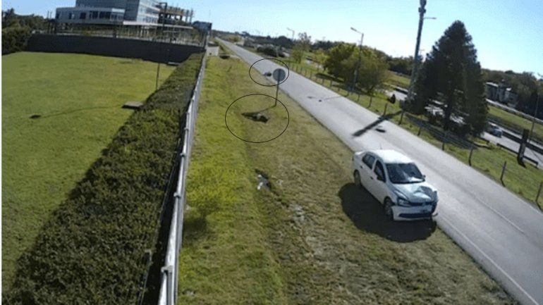 El automovilista huyó del lugar del hecho.