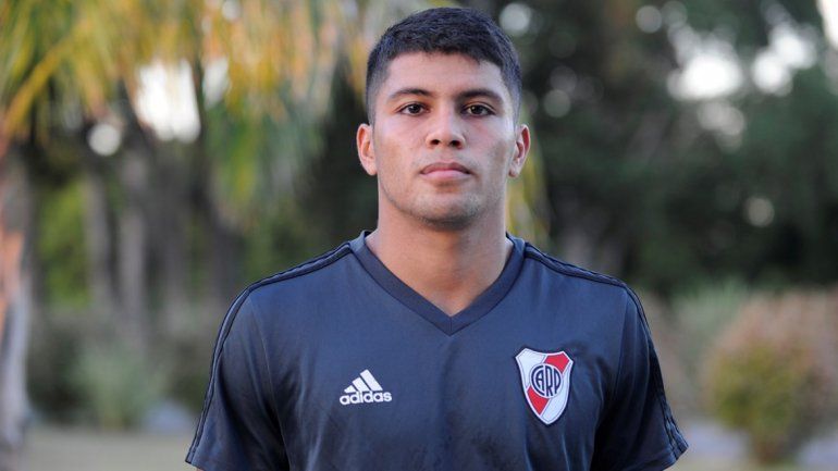 Rojas volvió, pero sigue con molestias y es duda ante la T