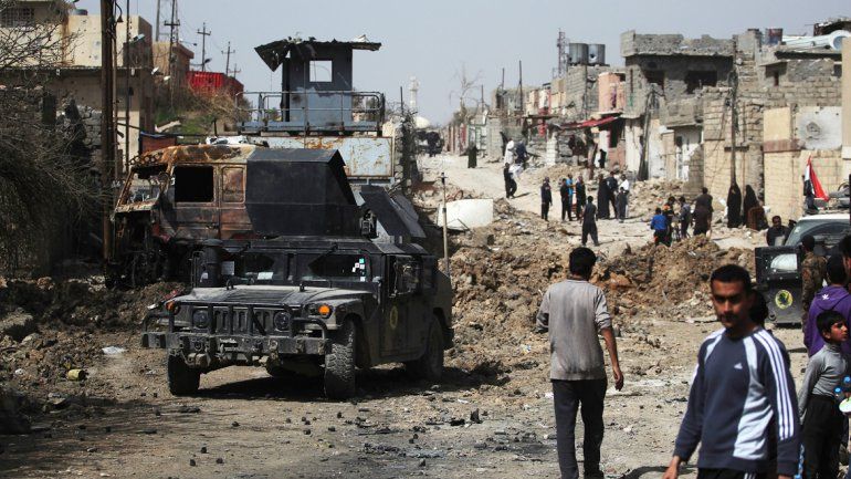 Las fuerzas iraquíes cercaron ayer al grupo terrorista.